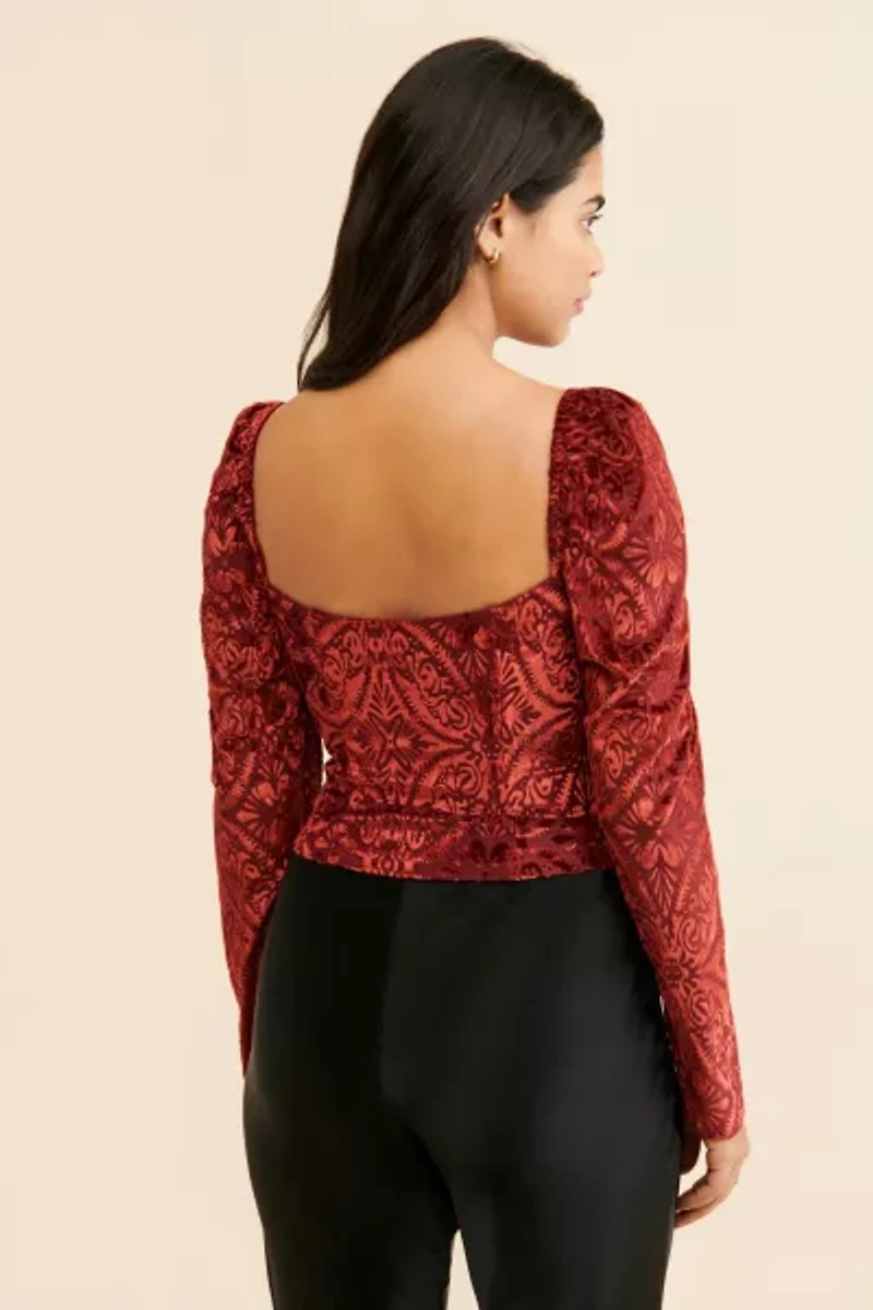 Kourt Velvet Genevieve Top