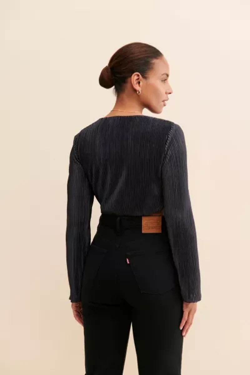 Third Form Meet The Sky Crop Top