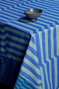 Tortuga Forma Reversible Patterned Tablecloth
