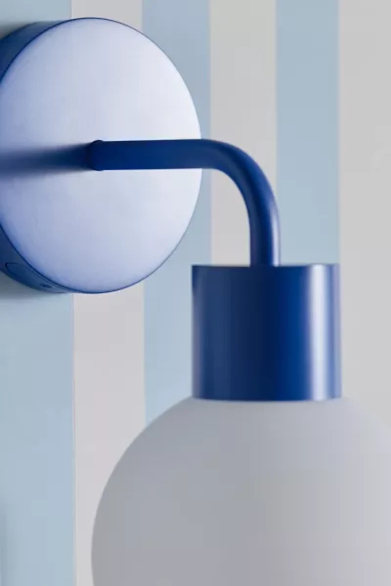 Poplight Modern Rechargeable Sconce