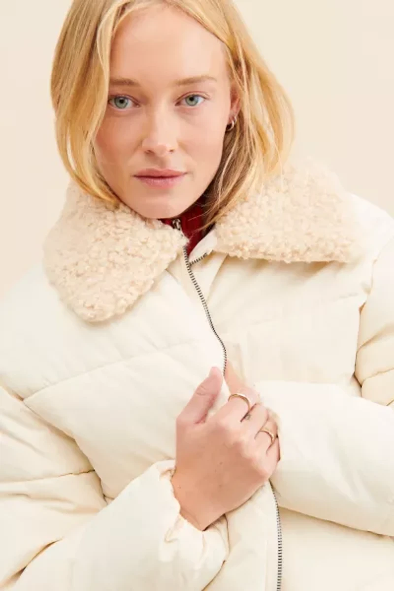 Duckie Faux Shearling Collar Puffer Jacket