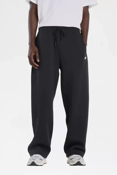 New Balance Sport Essential Open Hem Sweatpant