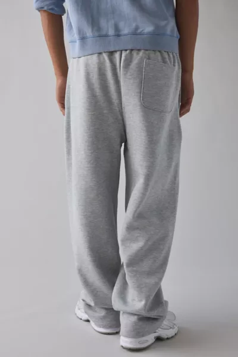 New Balance Sport Essential Open Hem Sweatpant
