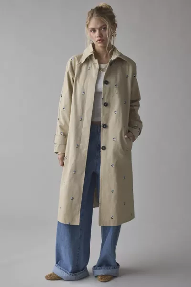 Avec Le Filles Floral Embroidered Button-Back Trench Coat