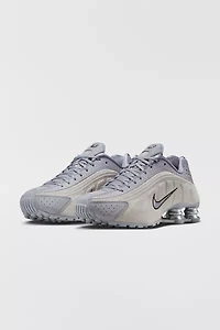 Nike Women's Shox R4 Sneaker