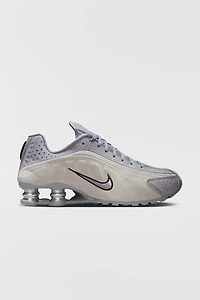 Nike Women's Shox R4 Sneaker