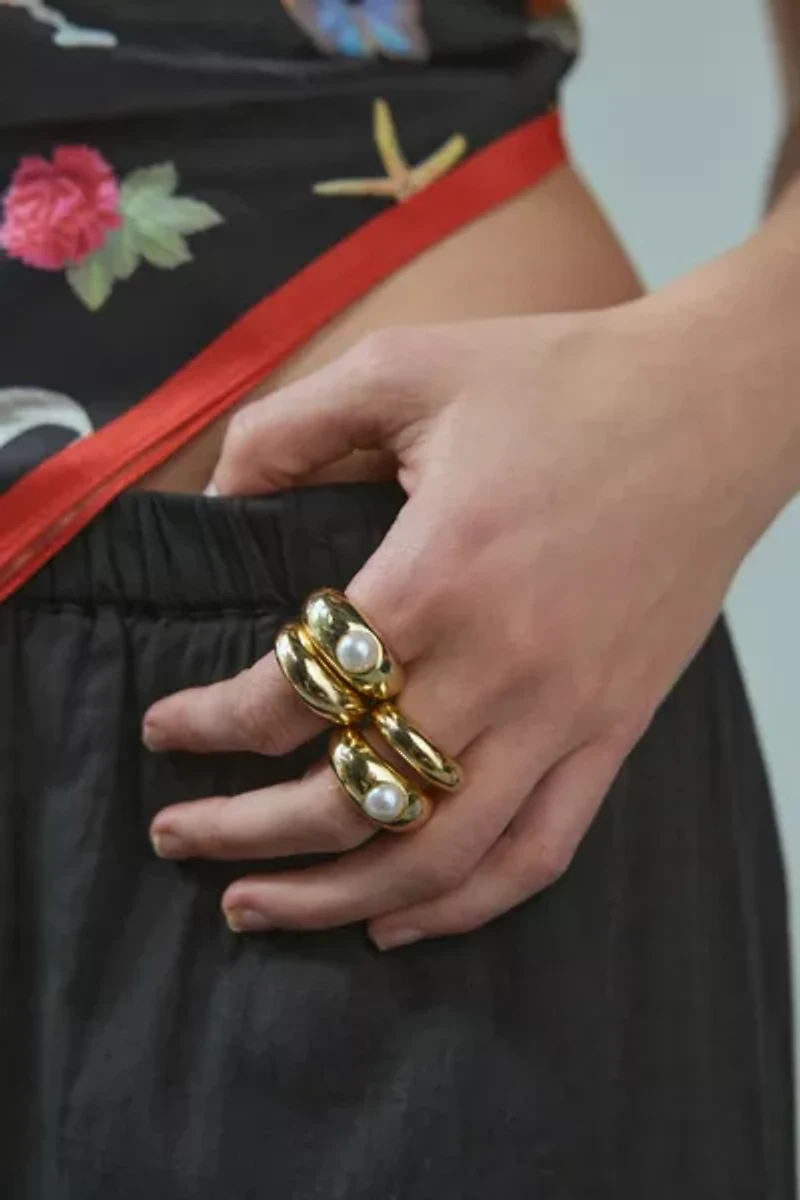 Pearl Dome Ring Set