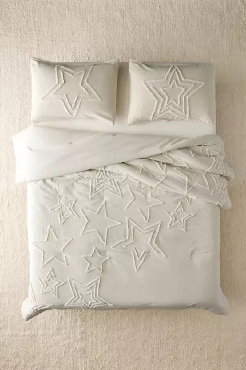 Star Icon Tufted Comforter
