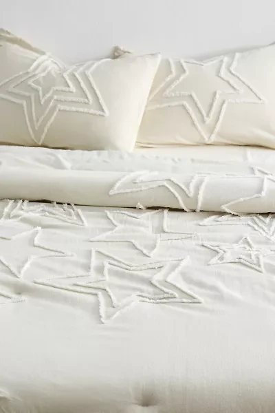 Star Icon Tufted Comforter