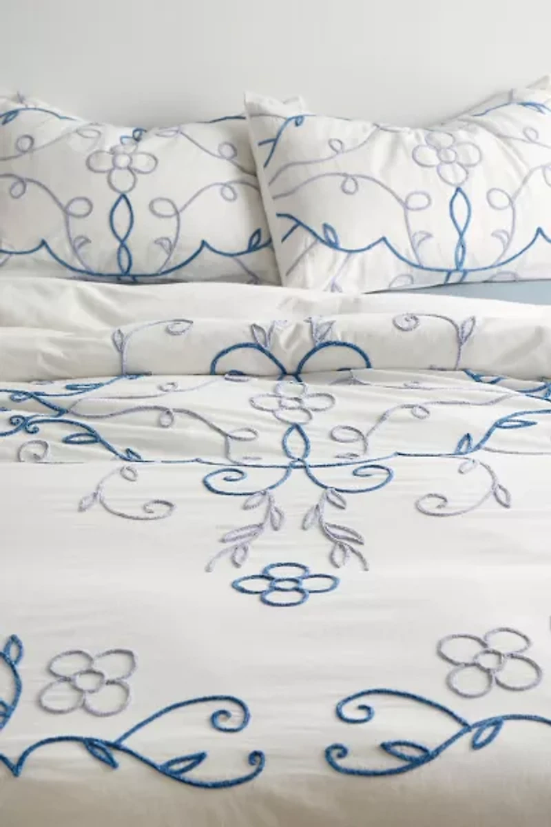 Lola Floral Chenille Embroidered Duvet Cover