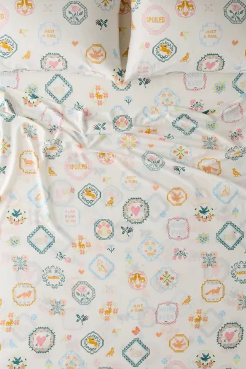 Birdie Needlepoint Patterned Sheet Set