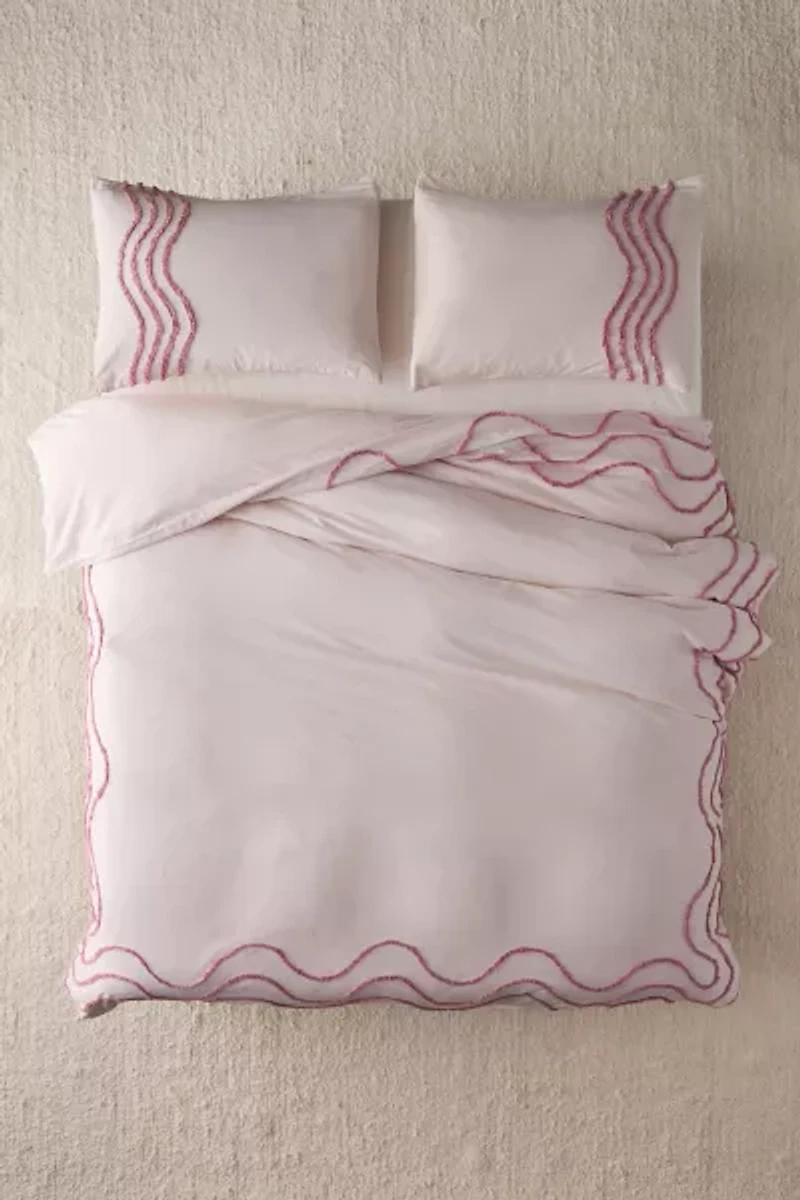 Wiggle Bordered Tufted Duvet Cover