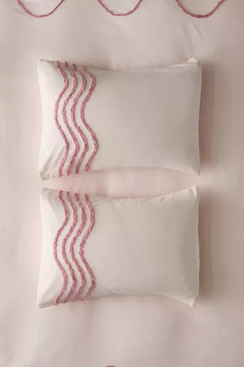 Wiggle Bordered Tufted Sham Set