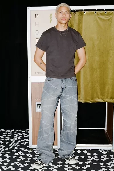 BDG Nitro Barbed Wire Baggy Fit Jean