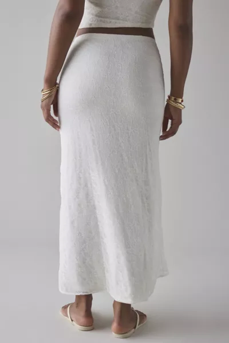 UO Harlow Lace Low-Rise Maxi Skirt