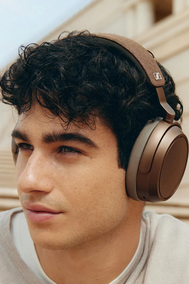 Sennheiser MOMENTUM 4 Bluetooth Over-Ear Noise Cancelling Headphones