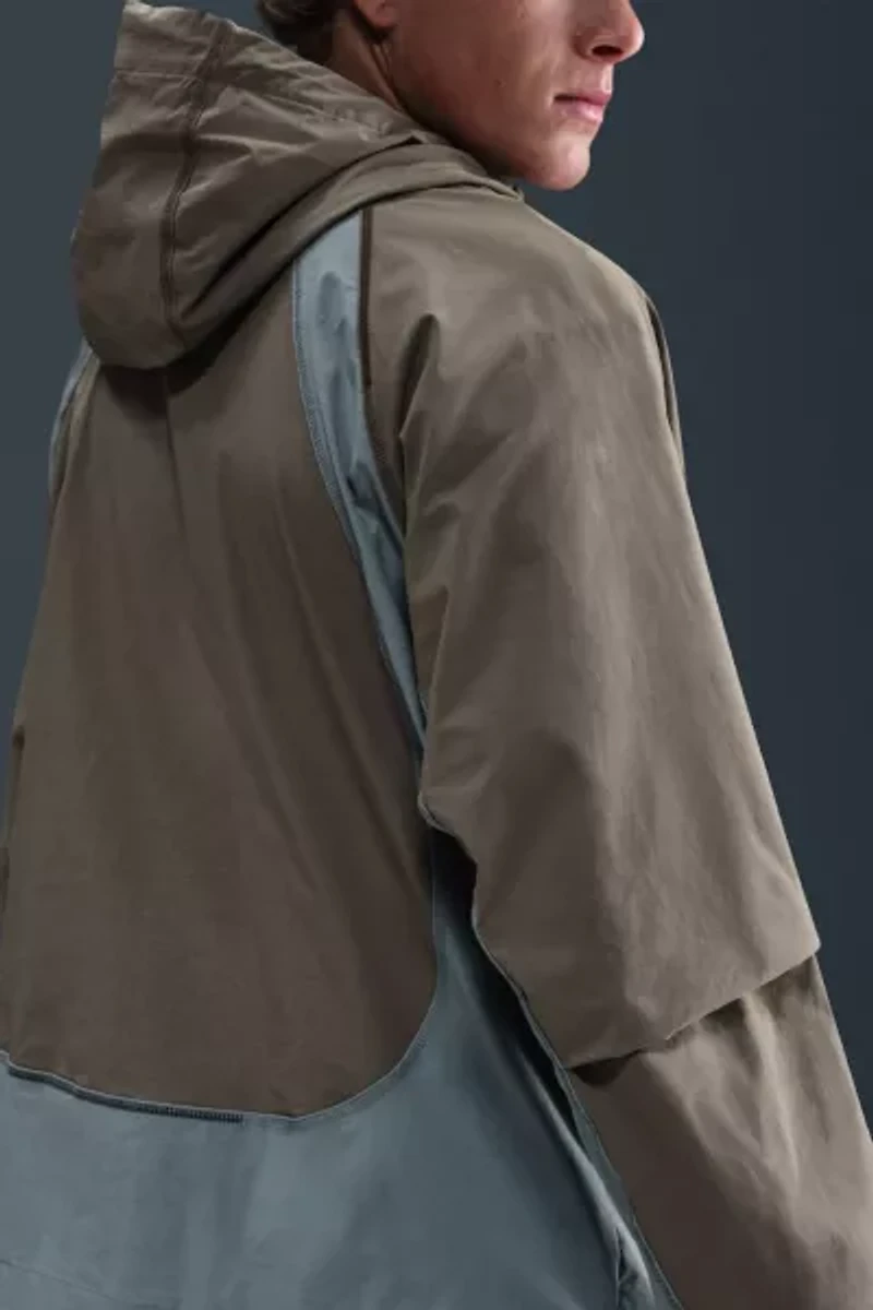 Nike Tech Woven Dri-FIT Colorblock Windrunner Jacket
