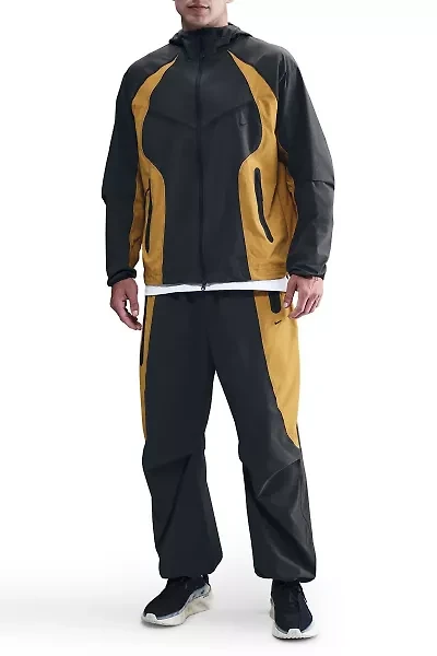 Nike Tech Dri-FIT Woven Oversized Pant