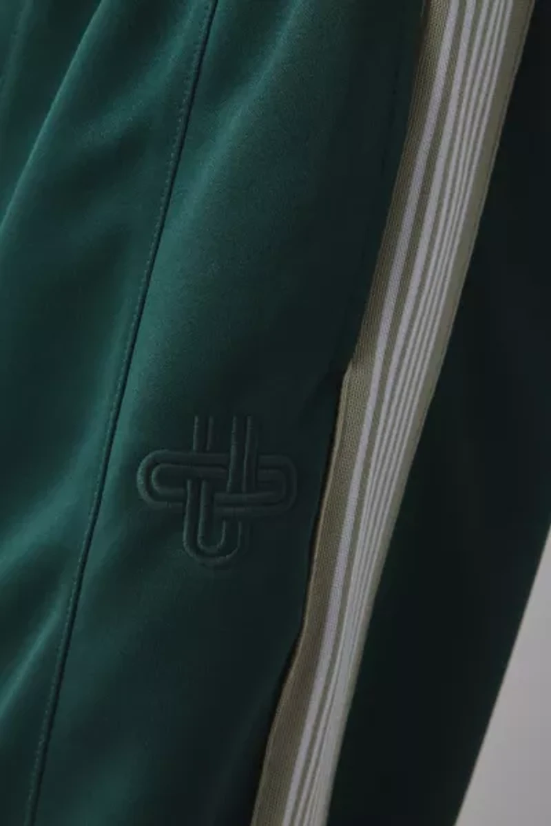 UO Mammoth Track Short