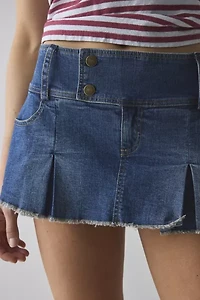 Kimchi Blue Cameron Low-Rise Pleated Denim Micro Skort