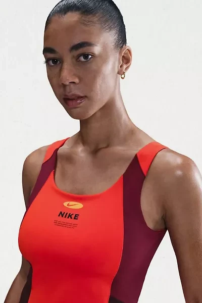 Nike One Dri-FIT Cropped Tank Top