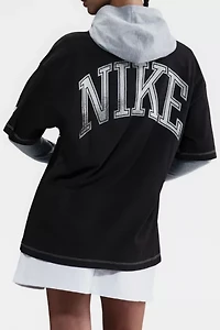 Nike Sportswear Street Oversized Graphic Tee