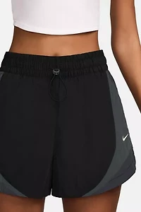 Nike Sportswear Street Mid-Rise Loose 3” Track Short