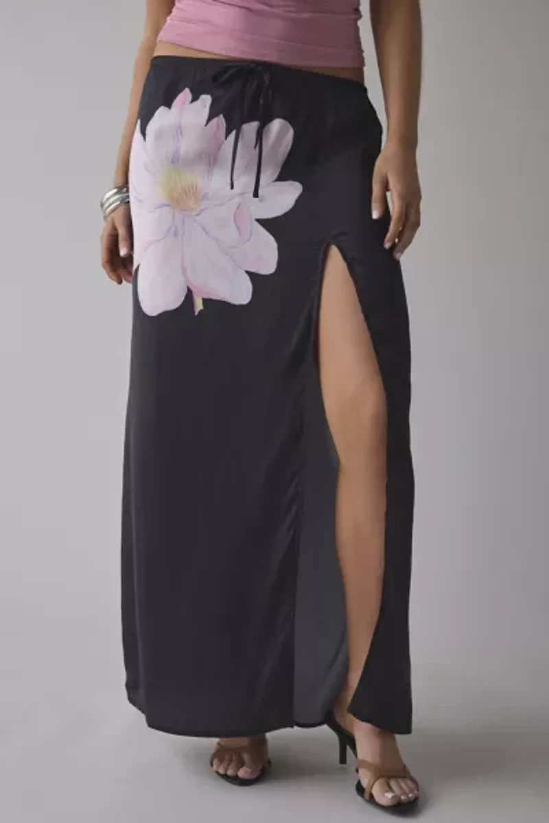 Kimchi Blue Evie Bold Floral Satin Slip Maxi Skirt