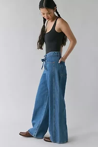 Levi's® XL Seamed Straight Tie Waist Jean