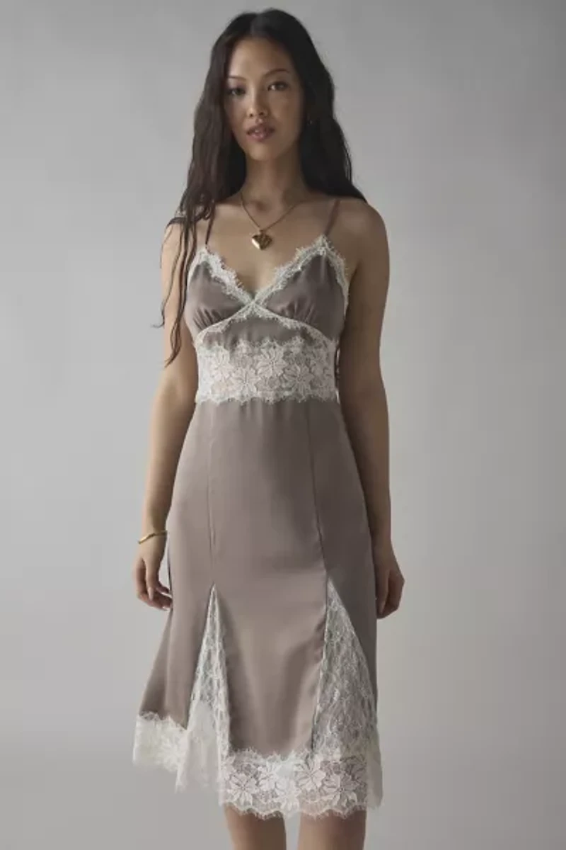 Kimchi Blue Dipped Lace Satin Slip Midi Dress