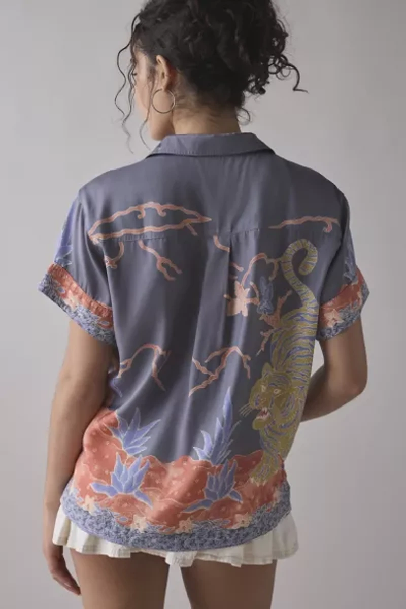 BDG Asher Satin Printed Souvenir Short Sleeve Button-Down Shirt