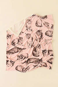 Cozy Logan Patterned Fleece Throw Blanket