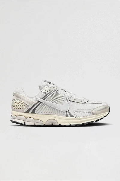 Nike Men's Zoom Vomero 5 Sneakers