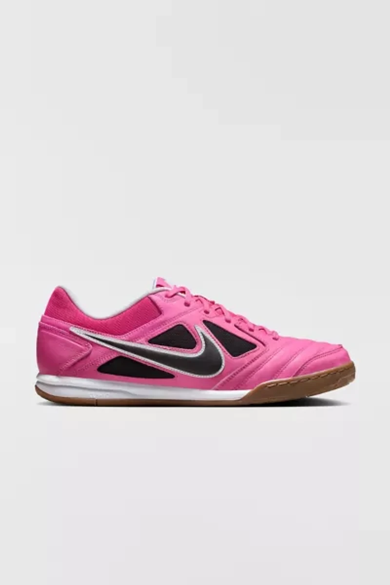 Nike Women's Gato Sneaker