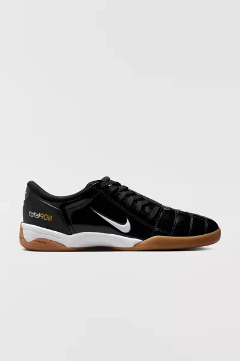 Nike Women's Total 90 Sneaker