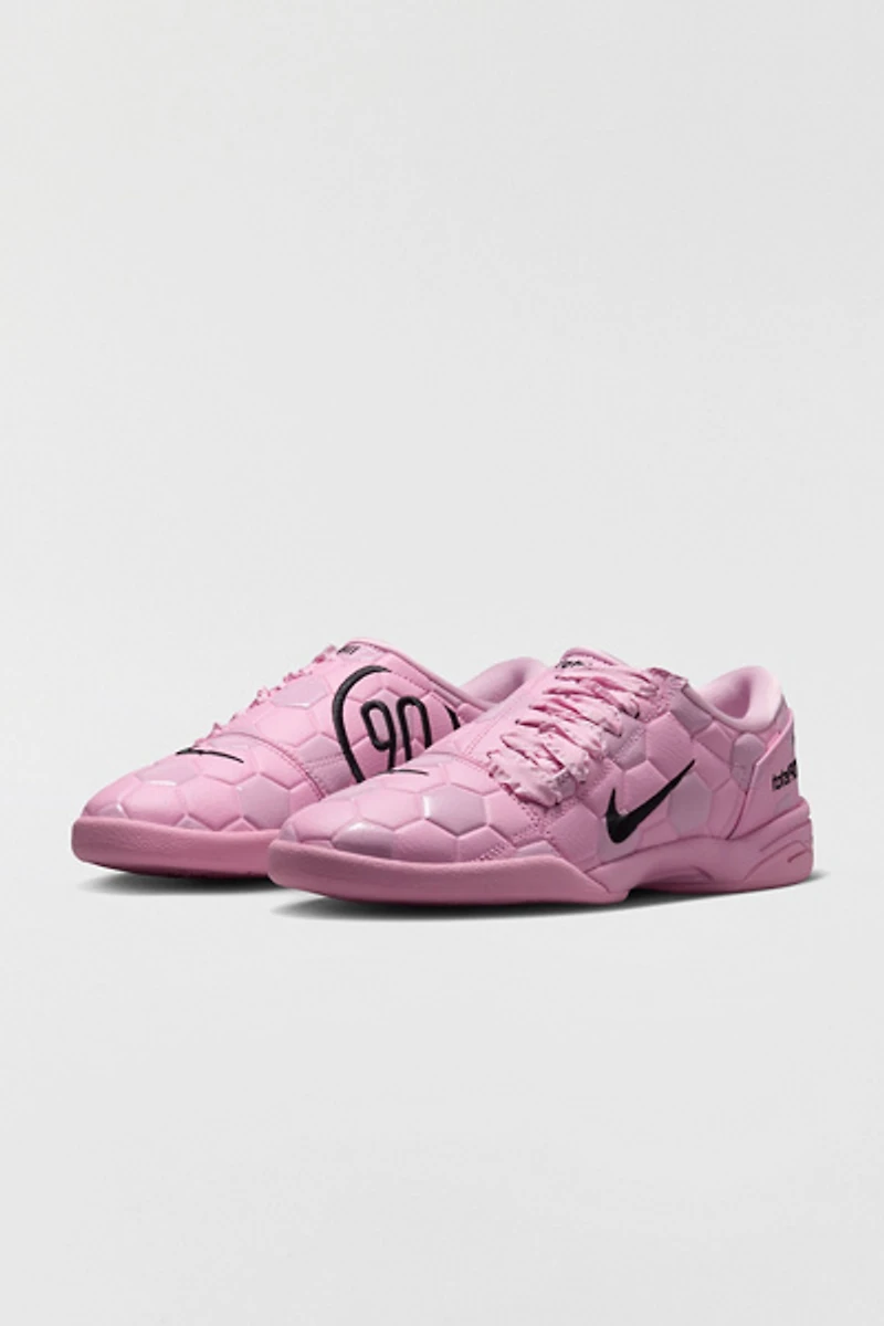 Nike Women's Total 90 SE Sneakers