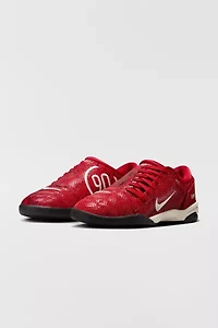 Nike Women's Total 90 SE Sneaker