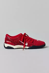 Nike Women's Total 90 SE Sneaker