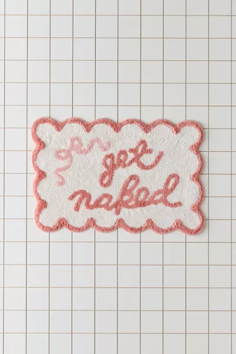 Get Naked Scalloped Bath Mat