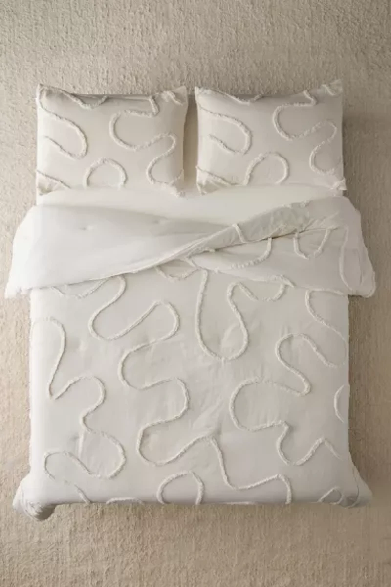 Quinn Wiggle Tufted Comforter