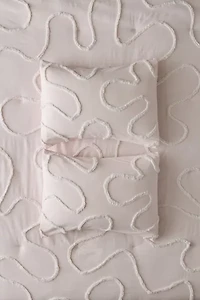 Quinn Wiggle Tufted Sham Set