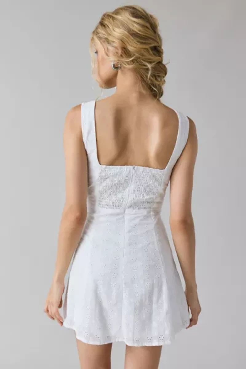 Daisy Street Eyelet Lace Ribbon Detail Plunge Mini Dress