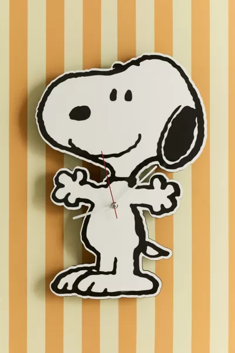 Peanuts Snoopy Figural Wall Clock