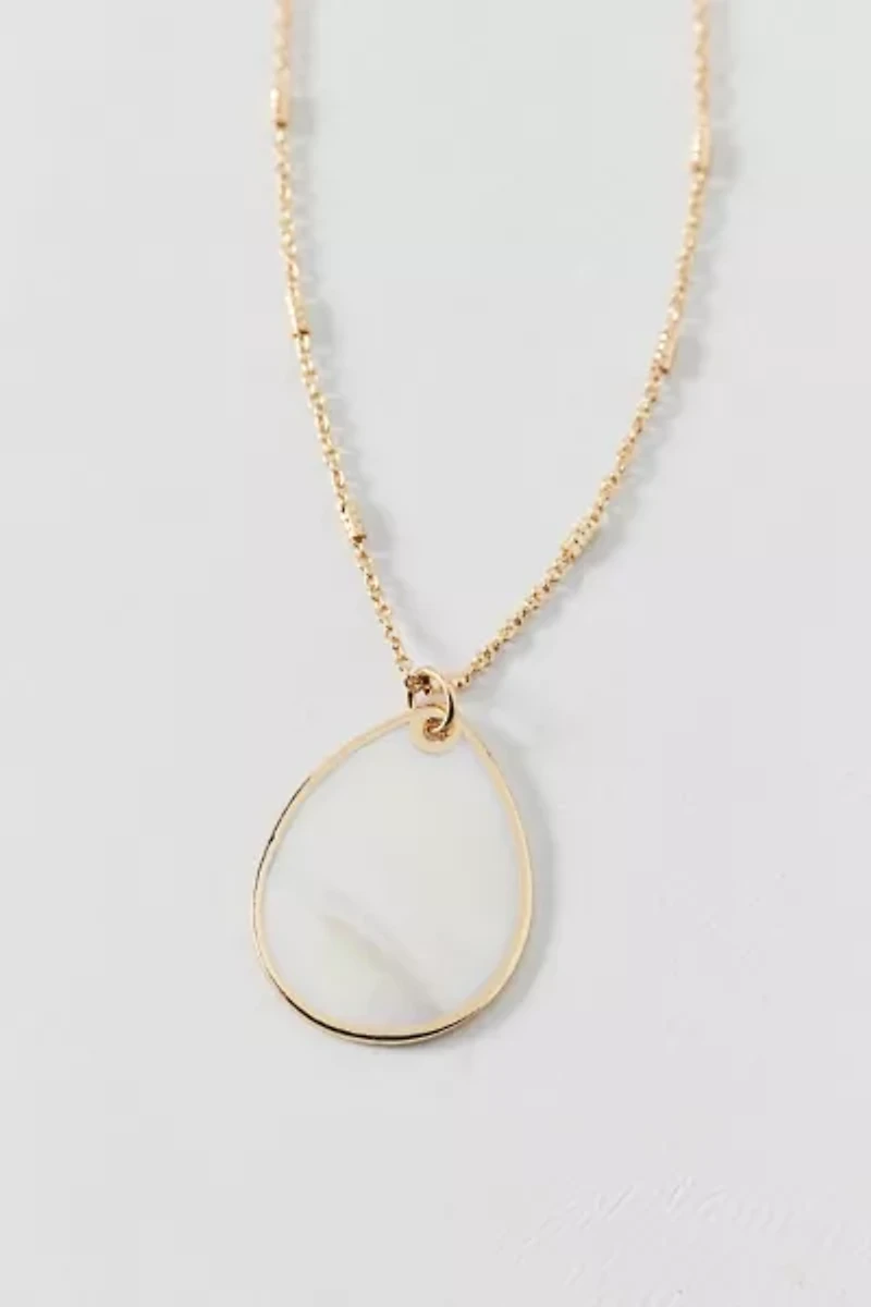 Moxie Pearl Pendant Necklace