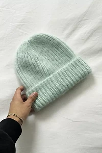 Sillage Mohair Ice Blue Chunky Beanie