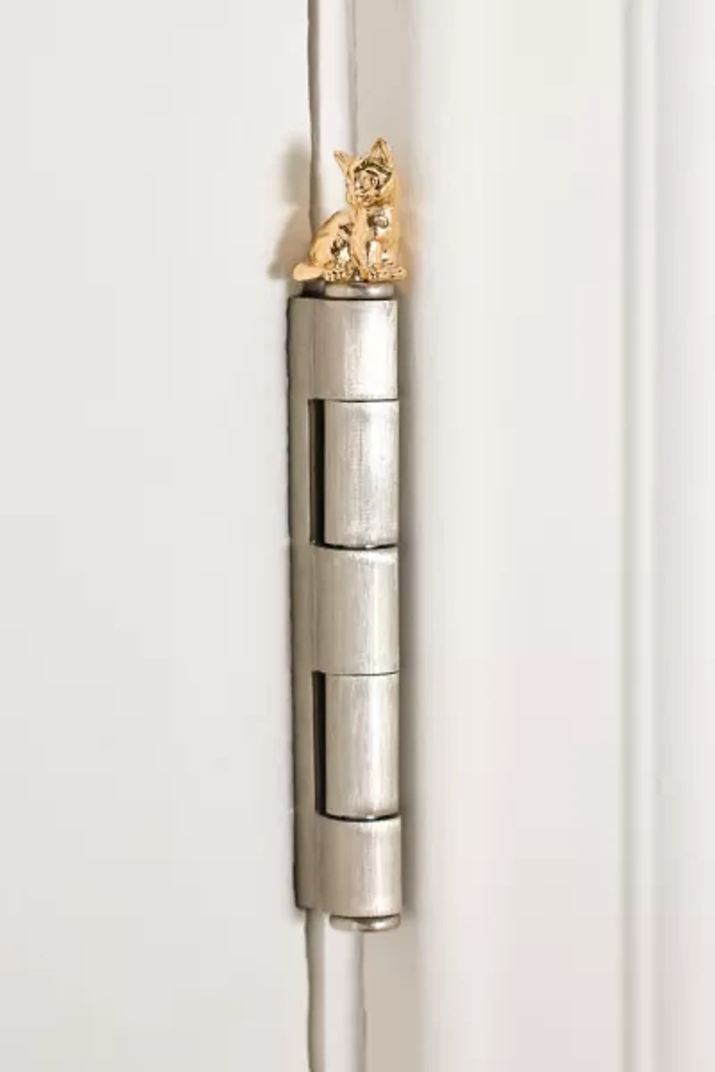 Charmed Door Head Hinge Magnet