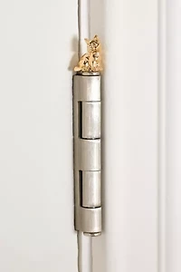 Charmed Door Head Hinge Magnet