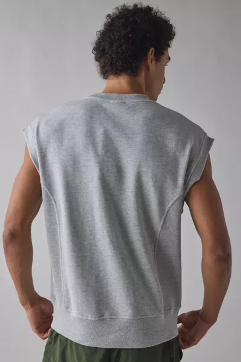 Umbro UO Exclusive Logo Graphic Cap Sleeve Sweatshirt