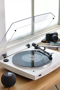 Audio-Technica AT-LP3xBT Fully Automatic Belt-Drive Bluetooth Turntable