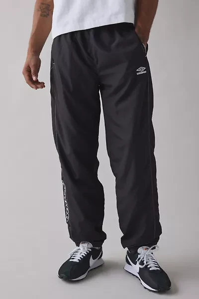 Umbro Relaxed Fit Track Pant